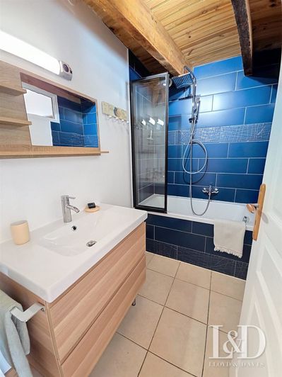 Image No.7-8 Bed House for sale