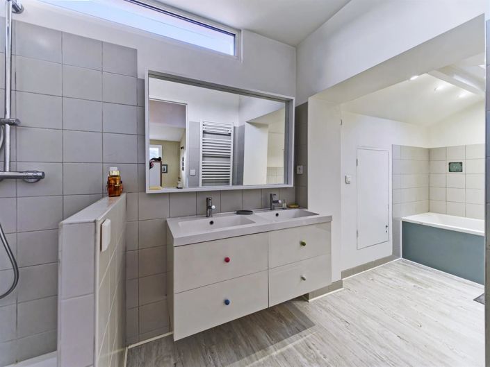 Image No.20-House for sale