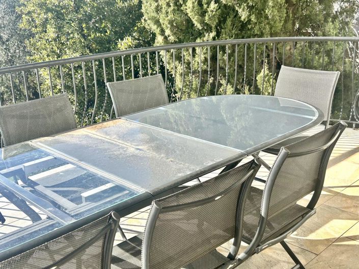 Image No.21-House for sale