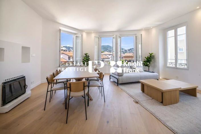 Image No.1-4 Bed Apartment for sale