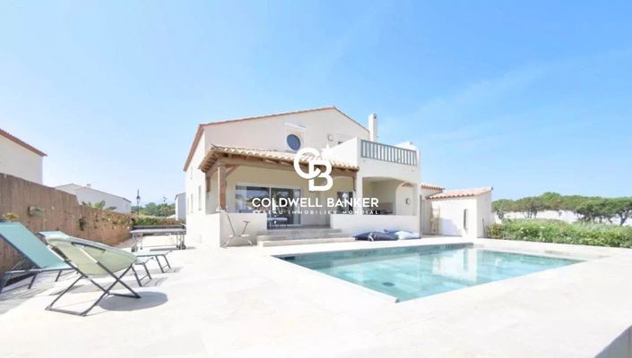 Image No.1-4 Bed House for sale
