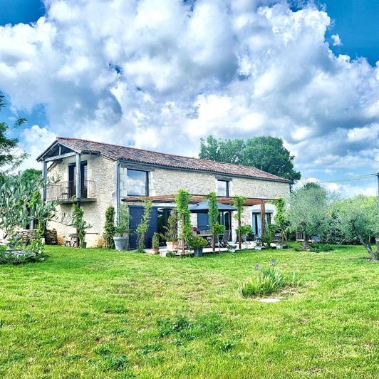 Image No.1-4 Bed House for sale