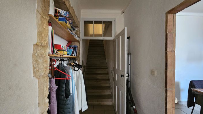 Image No.11-3 Bed House for sale