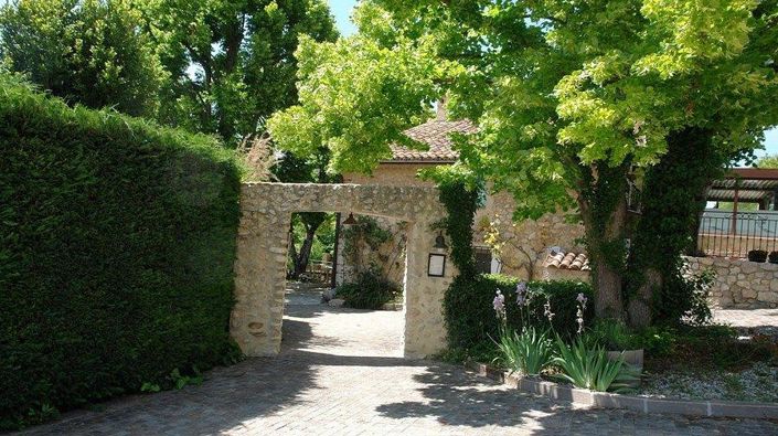 Image No.19-5 Bed House for sale