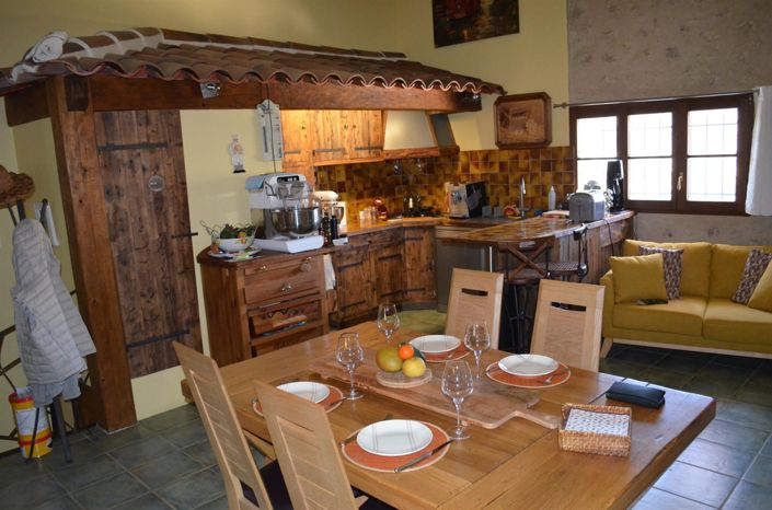 Image No.20-5 Bed House for sale