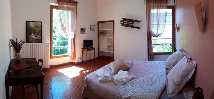 Image No.22-5 Bed House for sale