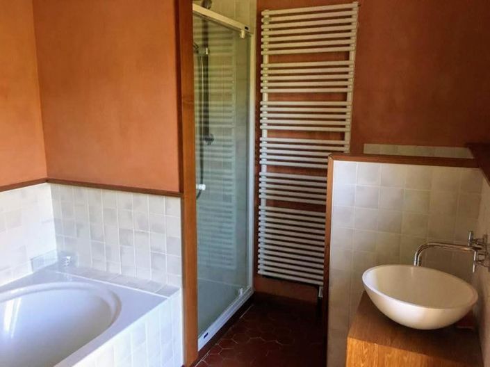 Image No.37-5 Bed House for sale