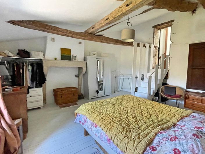 Image No.10-4 Bed House for sale