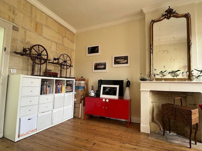 Image No.11-3 Bed House for sale