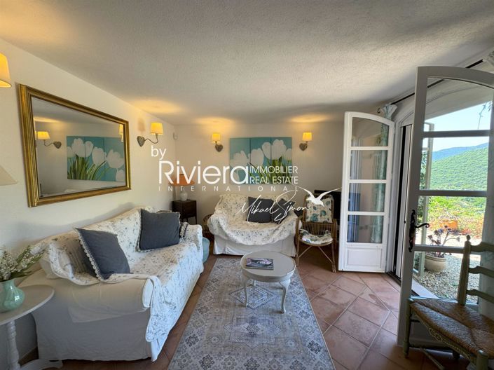 Image No.27-5 Bed House for sale