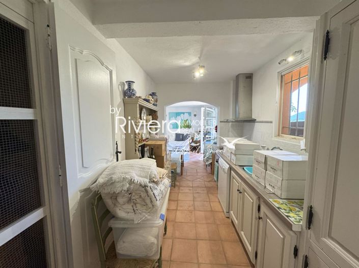 Image No.29-5 Bed House for sale