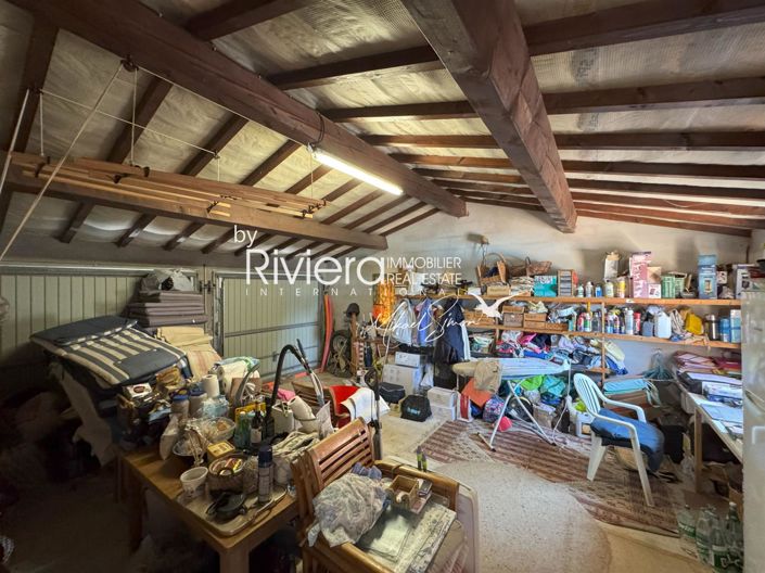 Image No.30-5 Bed House for sale