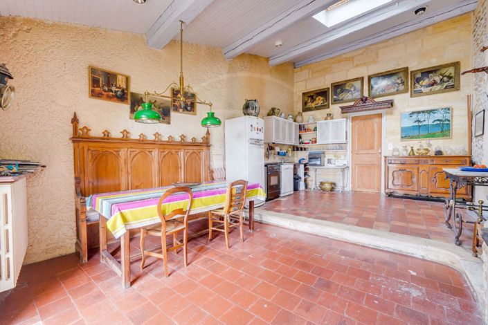 Image No.5-5 Bed House for sale