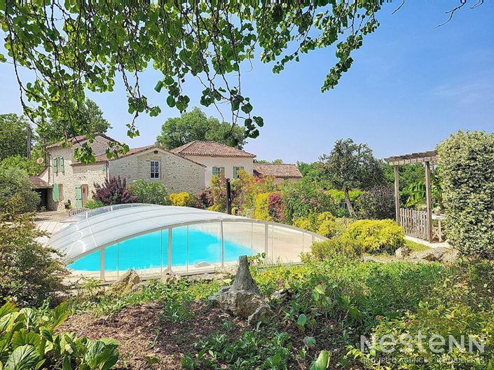 Image No.1-4 Bed House for sale