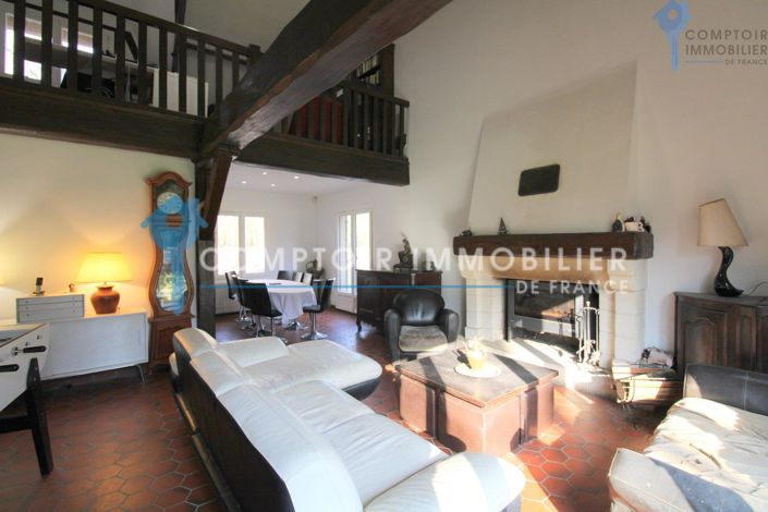 Image No.3-8 Bed House for sale