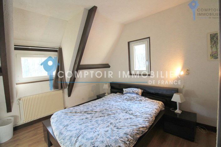 Image No.8-8 Bed House for sale