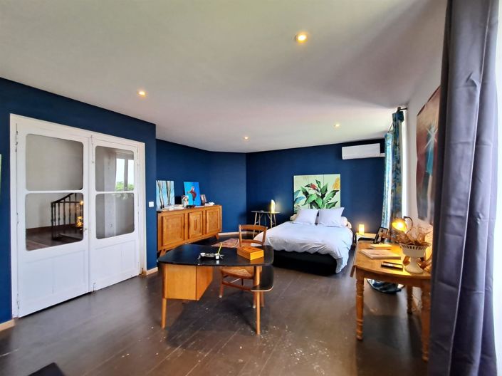 Image No.17-3 Bed House for sale