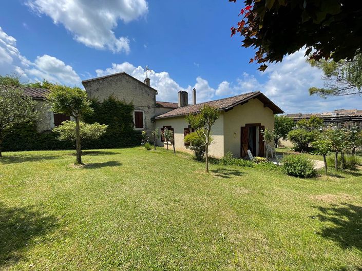 Image No.1-3 Bed House for sale