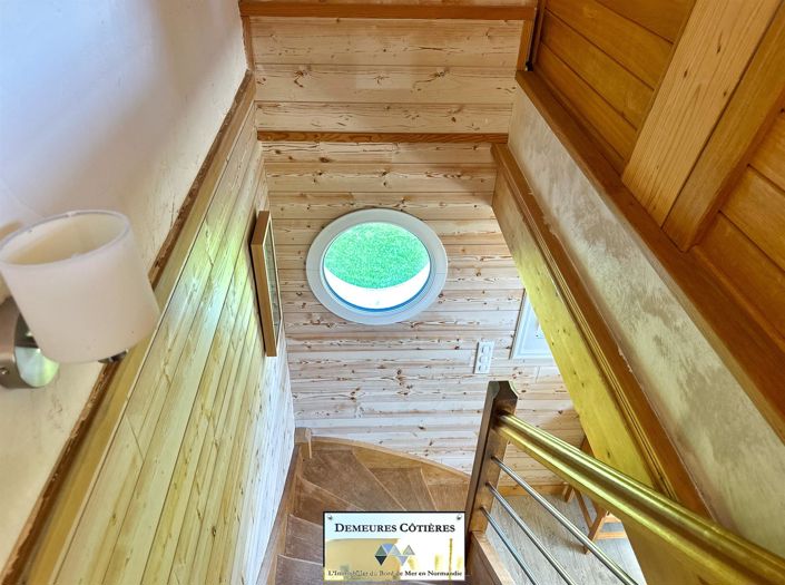 Image No.24-5 Bed House for sale