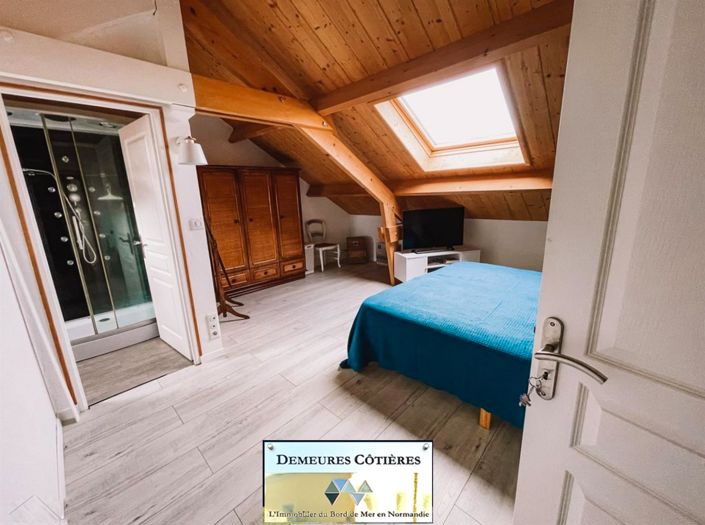 Image No.28-5 Bed House for sale