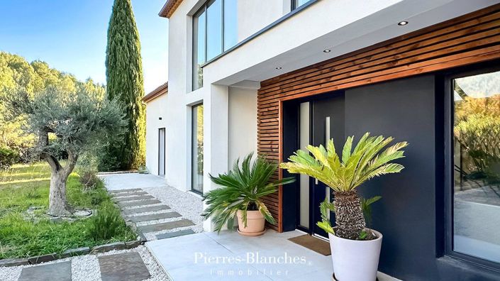 Image No.1-6 Bed House for sale