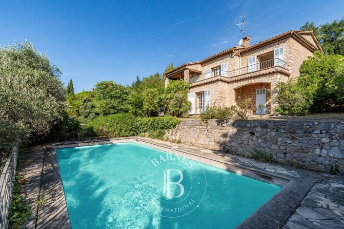 Image No.1-4 Bed House for sale