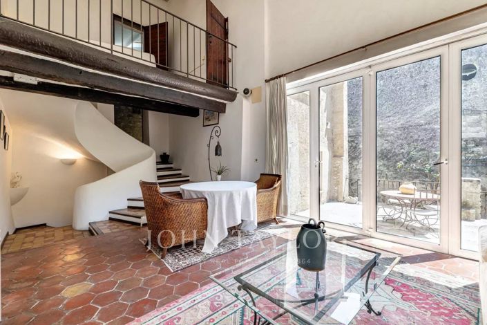 Image No.13-6 Bed House for sale