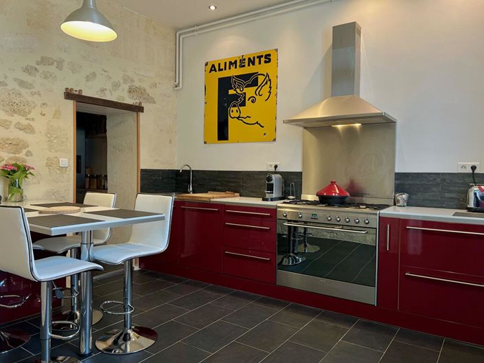 Image No.5-4 Bed House for sale