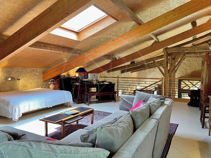 Image No.8-3 Bed House for sale