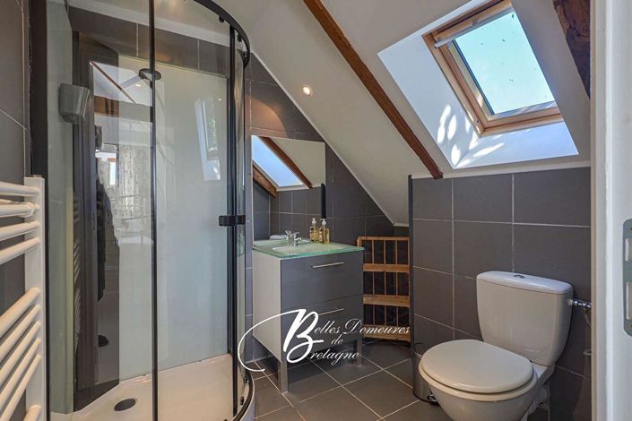 Image No.15-10 Bed Property for sale