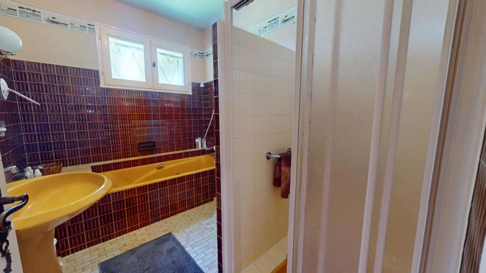 Image No.12-3 Bed House for sale