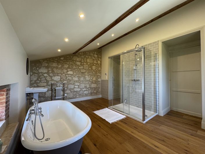 Image No.24-Propriété de 6 chambres à vendre à Condom