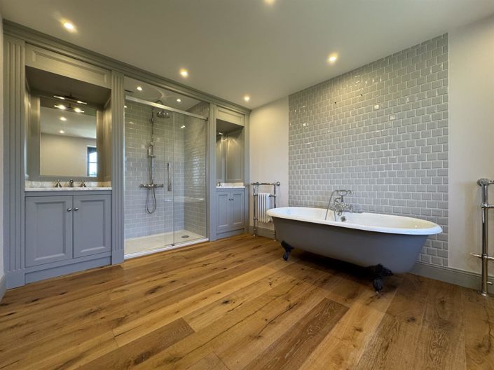 Image No.26-Propriété de 6 chambres à vendre à Condom