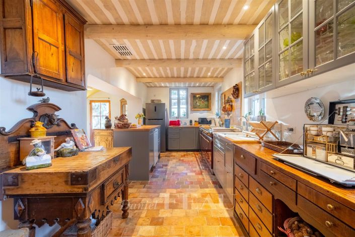 Image No.13-3 Bed House for sale