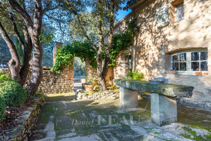 Image No.7-3 Bed House for sale