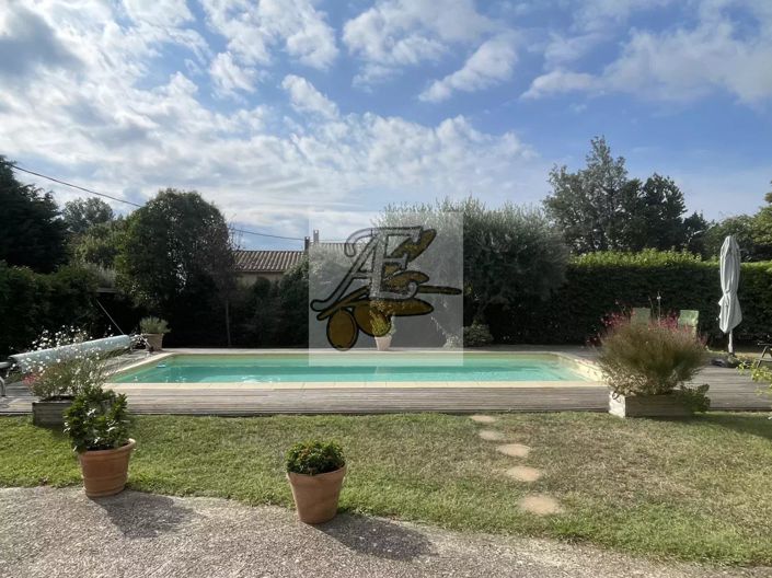 Image No.12-4 Bed House for sale