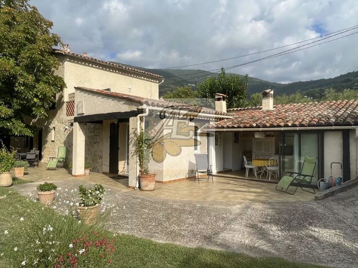 Image No.16-4 Bed House for sale