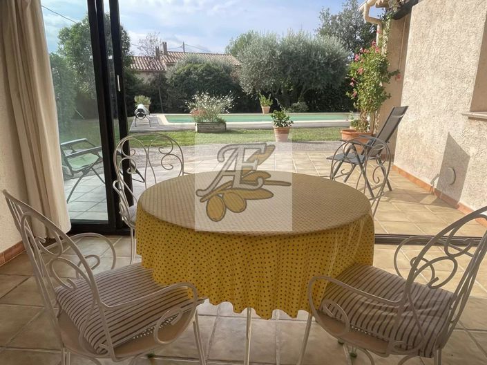 Image No.25-4 Bed House for sale