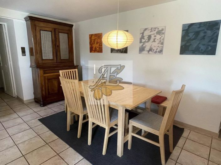 Image No.26-4 Bed House for sale