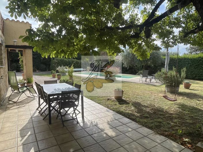 Image No.3-4 Bed House for sale