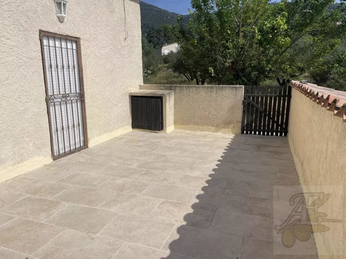 Image No.45-4 Bed House for sale