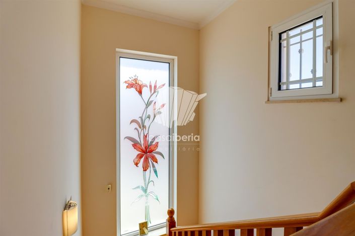 Image No.17-3 Bed House for sale