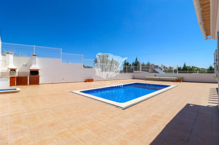 Image No.18-3 Bed House for sale