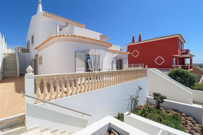 Image No.25-3 Bed House for sale