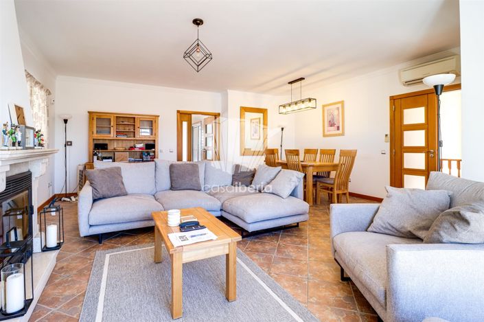 Image No.44-3 Bed House for sale