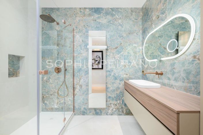 Image No.8-3 Bed Apartment for sale