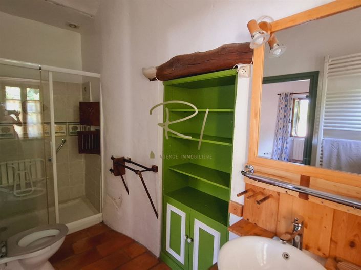 Image No.11-3 Bed House for sale