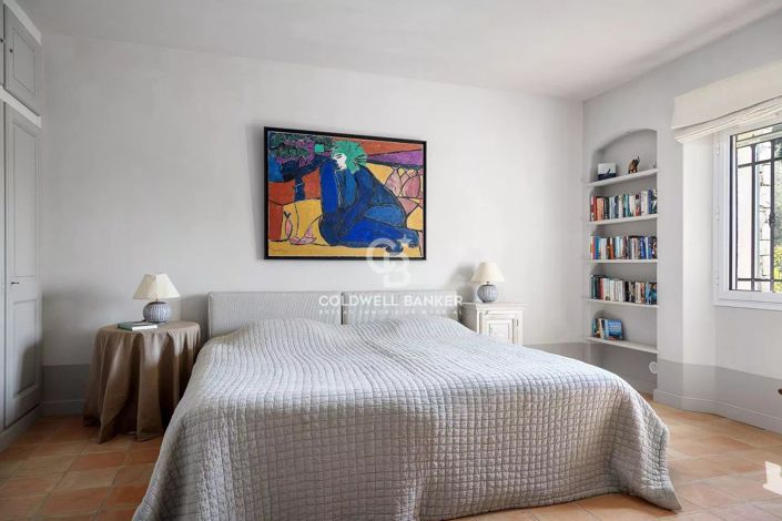 Image No.34-7 Bed House for sale