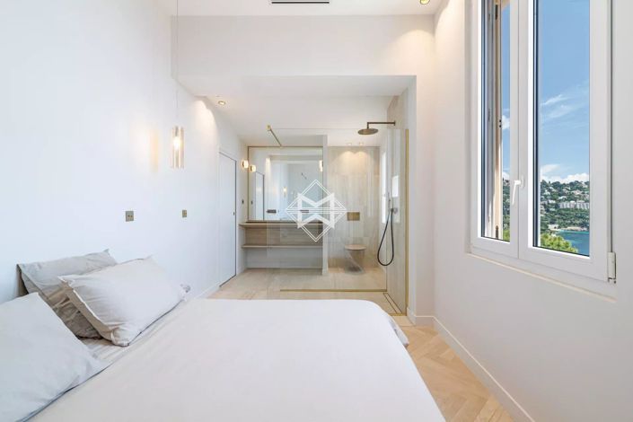 Image No.12-3 Bed House for sale