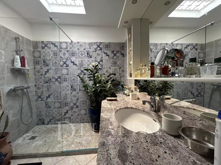 Image No.10-3 Bed Apartment for sale